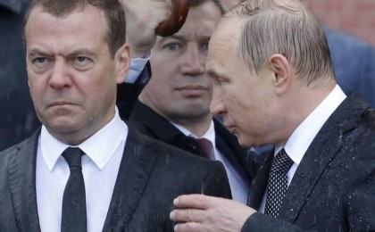 "Медведев пен Путин - шизофрениктер" - Гудков