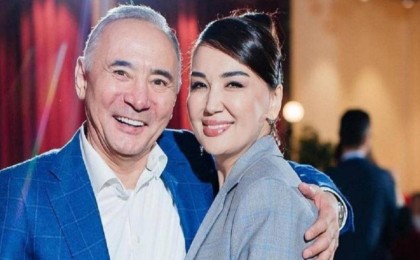 «Мені тағдырластарым ғана түсінеді»: Танымал тележүргізуші көпшілікке мұңын шақты