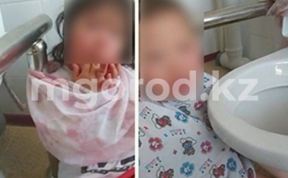 Атырауда дәретхана тұтқасына байланған мүгедек балалардың жазбасы елдің жағасын ұстатты - видео