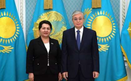 托卡耶夫会见乌兹别克斯坦参议院议长