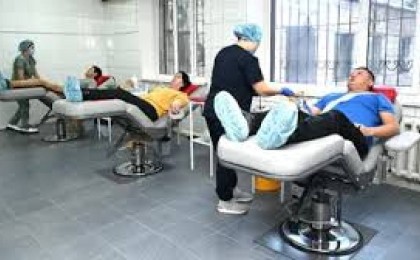 Жетісу облысы тұрғындары Ақтаудағы ұшақ апатынан зардап шеккендерге қан тапсыруда