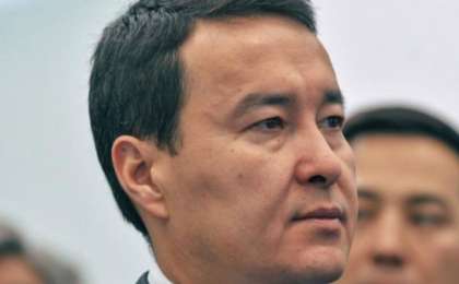 Премьер-министр әкесінің құрметті азамат атанғанын әділетті деп айтты