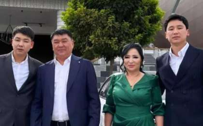 "Топ құдалық болды": Гүлзира Айдарбекова кіші ұлының сүйіктісіне құда түсті