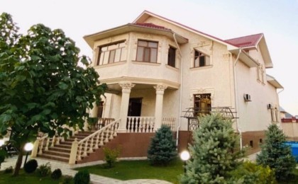 Эстрада әншісінің Шымкенттегі 250 млн тұратын үйі сатылмай тұр (фото)