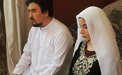 Жігіт көрмеген қыз. Кенталдың өзінен 14 жас кіші әйелі жүкті