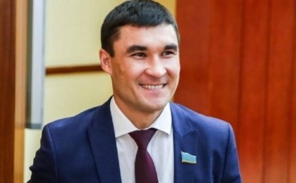 Серік Сәпиев ұсталған жоқ, ол декреттік демалысқа кетті – Спорт комитеті