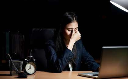 Бастығы артық жұмыс істете берген 23 жастағы қыз өліп кетті — Қытай