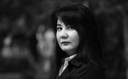 Заңгер Айгүл Орынбек шенеуніктерге шүйлігіп, үндеу жасады