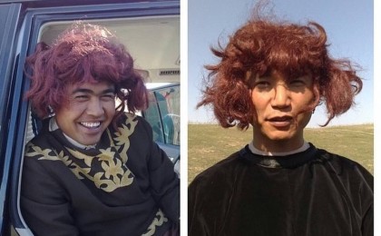 Қыз кейпіндегі "Жігіттер" тобының әншілері желіні жарды (фото)