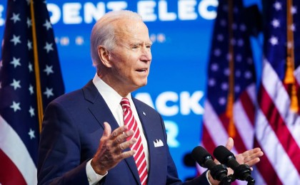 АҚШ демократтары Джо Байденнің биліктен кетуін талап етіп жатыр