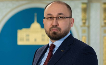 Қоғам белсендісі Дәурен Абаевтың орнын босатып, жауапқа тартылуын талап етті