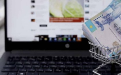 «Қазақ халқын әдемі лақтырды»: Cарапшы алдаудан рекорд жаңартқан алаяқтардың есімін атады