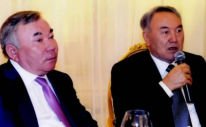 Болат Назарбаевтың әлсіреп, хәл үстінде жатқанын растайтын ақпарат кімге керек?