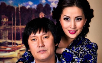 "Жасыруға келмейді": Өмірқұл Айниязовтың жұбайы қуанышты жаңалығын бөлісті