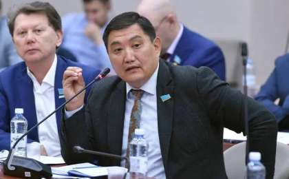 ҚазҰУ-дың жері мемлекетке қағаз жүзінде ғана қайтарылды – Бақытжан Базарбек