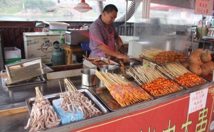 Қытайда алапат аштық болуы мүмкін: ҚХР азық-түлікке шектеу қойды