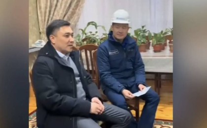 «Таңғы бесте тұрады»: Шымкент әкімі қазақ келіншектеріне Қытайдың әжелерін үлгі етті (ВИДЕО)