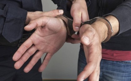 Атырауда балаға қол жүгірткен ер адам ұсталды – видео