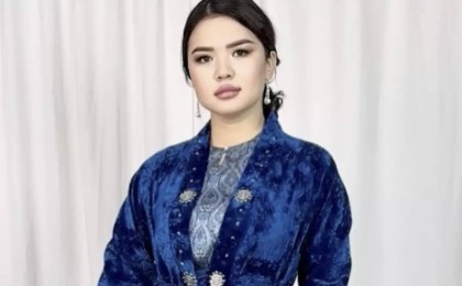 «Санасыздар»: Ырысбала Икрамбай халықтың ақшасына алынған үйді сатпақ болған оқырманына ашуланды (ВИДЕО)