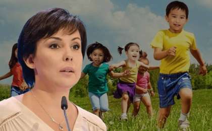 Балалар үйін кәсіби отбасылар алмастыра ма: экс-омбудсмен министрліктің ұсынысын сынға алды