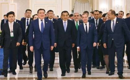 政府总理出席上合组织成员国首脑理事会会议