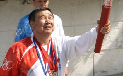 "Қонаев көндірді". Жақсылық Үшкемпіров спорттан неге кетпек болған?