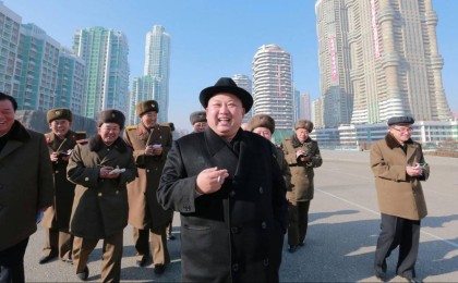 Солтүстік Кореяда ашаршылық басталып, азық-түліктің әскери қоры халыққа таратылып жатыр