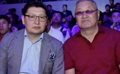 Президенттің баспасөз хатшысы Берік Уәлидің әкесі өмірден өтті