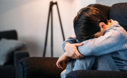 "Балаң өседі және бәрін ұмытады": 7 жасар бала зорланған мектеп директоры түсініктеме берді