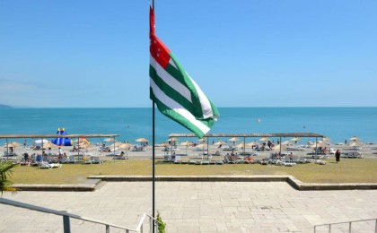 Бүкіл әлем Ресейден Абхазия мен Оңтүстік Осетияны мойындаудан бас тартуды талап етілді