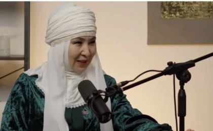 “Дочка как ты?”: Белгілі актриса төркінімен жиі сөйлесетін келіндерді сынады