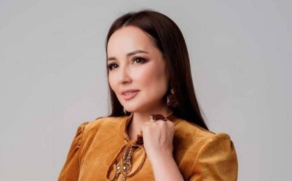 "Шубасыз баруға ұялмайсың ба?" - Жазира Байырбекова "норка шуба" киюден толықтай бас тартқанын айтты