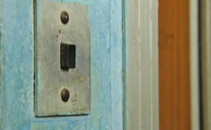 Атыраудағы көпқабатты үйде лифт құлап, бір адам қаза тапты