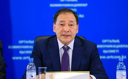 "Мемлекет, дәрігерлер, халық коронавирусты жеңе алмайды": Премьер-министрдің орынбасары қазақстандықтарға үндеу жасады