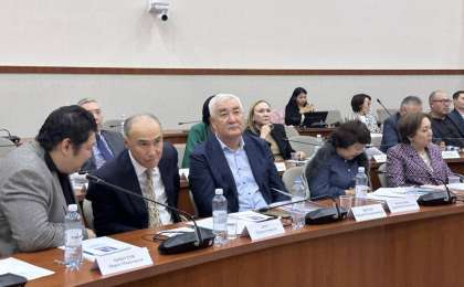 Әміржан Қосанов Мәжілісте бой көрсетті