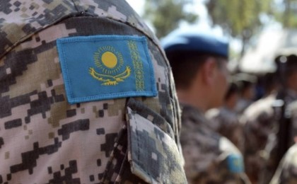 Комиссариат жастарды жұмысқа шақырып, әскерге алып кетуде