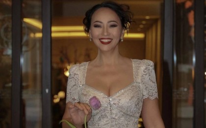 "Бірінші рет нәзік жанды екенімді ұқтым": Айгүл Иманбаева күйеуінің ерекше қасиетін айтты