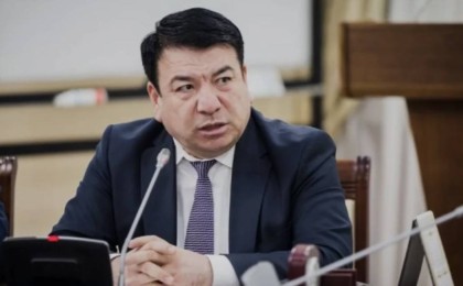 “Жаңа жылға мектепте ақша жинау. Мұғалімдерге сыйлық” - Бұл туралы Министр не дейді?