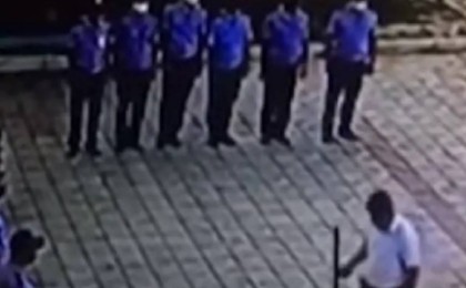 Жамбыл облысында қол астындағыларды ұрған полиция басшысы видеодан кейін жұмысынан кетті (видео)