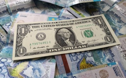 Алматы облысында бір топ шенеунік карантинде той өткізген ресторан иелерінен пара алып келген