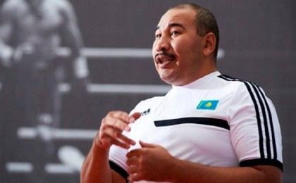 "Қазақстандық боксты өзгерту керек": Ермахан Ибраимов Токиодағы Олимпиадада жеңілген боксшылардың ойынына баға берді