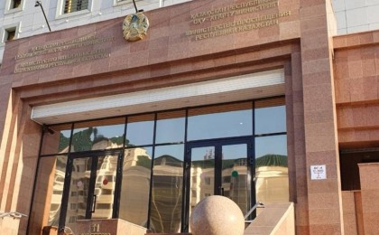 Қазақстандық ата-аналар Оқу-ағарту министрлігін сотқа берді