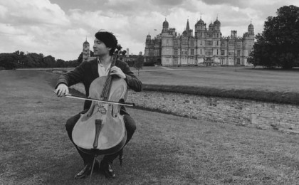 Екінші қабаттан құлап кеткен: Алматыда танымал қазақстандық виолончельші көз жұмды