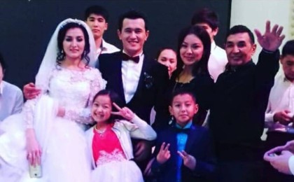 "Рух беріп тұрушы еді": Әзілкеш Аманғали Сыпабековтің ағасы қайтыс болды