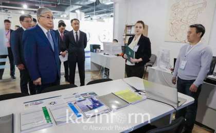 托卡耶夫总统视察Tech Garden创新集群