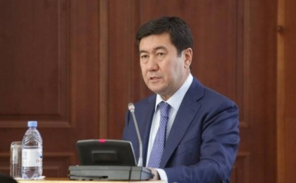 Қошанов хиджаб дауына байланысты пікір білдірді