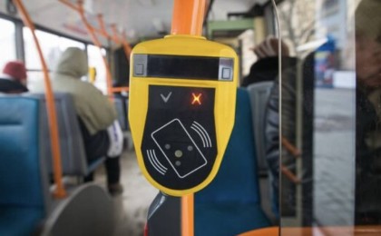 Алматылық жігіт автобус контролерін пышақтап кетті