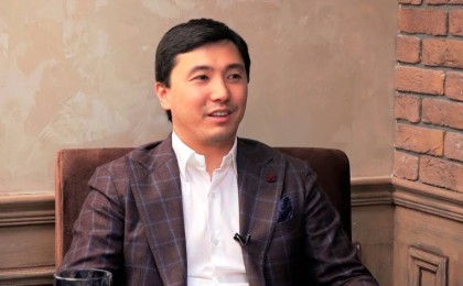 "Көбі шыдамай, жасамаған қылмыстарын жасадым деп мойындауға мәжбүр болады": Қайрат Құдайберген тергеу изоляторындағы сұмдық жайттардың бетін ашты