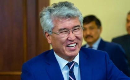 Тарихшы: "Арыстанбек Мұхамедиұлымен достасқан адамдар қайда қалды?"