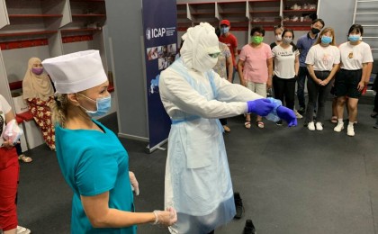 "Шеврон" дәрігерлерге COVID-19 бойынша семинарлар өткізіп жатыр